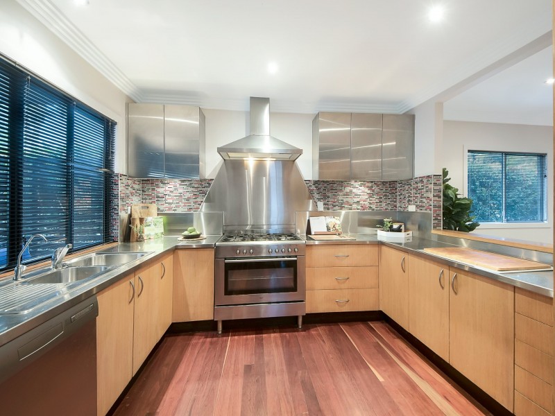 64 Charlie Street, Zillmere QLD 4034