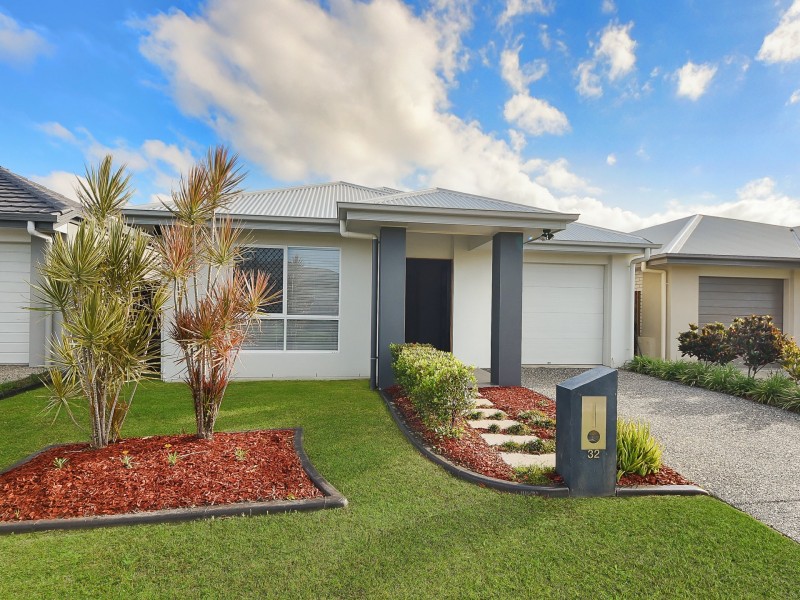 32 Carey Street, Warner QLD 4500