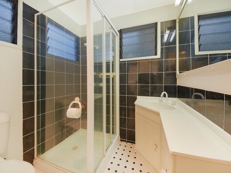 1 Rossett Street, Chermside West QLD 4032