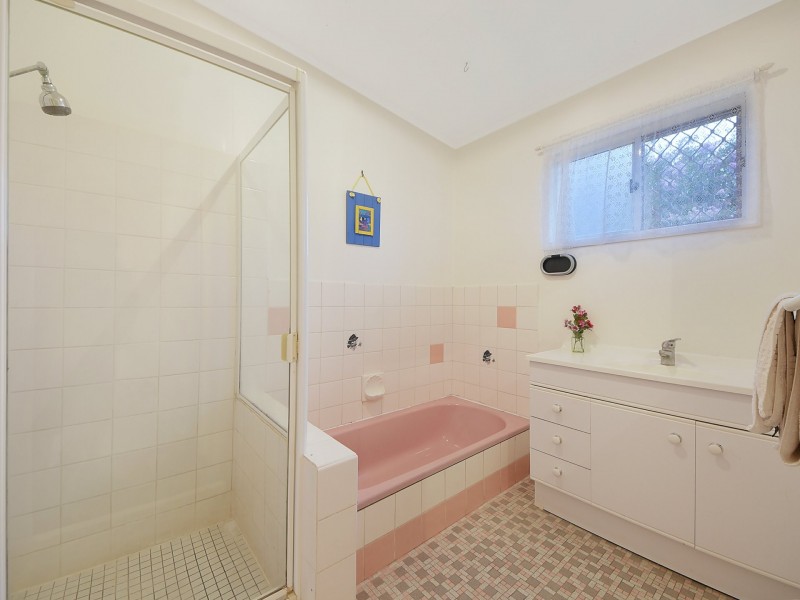 1 Rossett Street, Chermside West QLD 4032