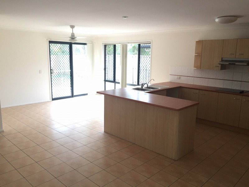 8 Figtree Place, Bracken Ridge QLD 4017
