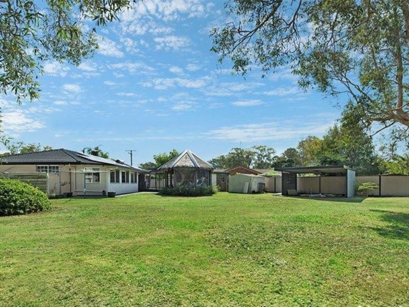 34 Daniel Court, Scarborough QLD 4020