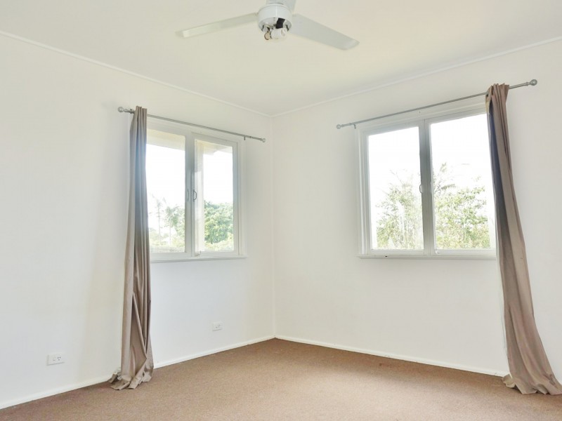 12 Hamilton Road, Wavell Heights QLD 4012