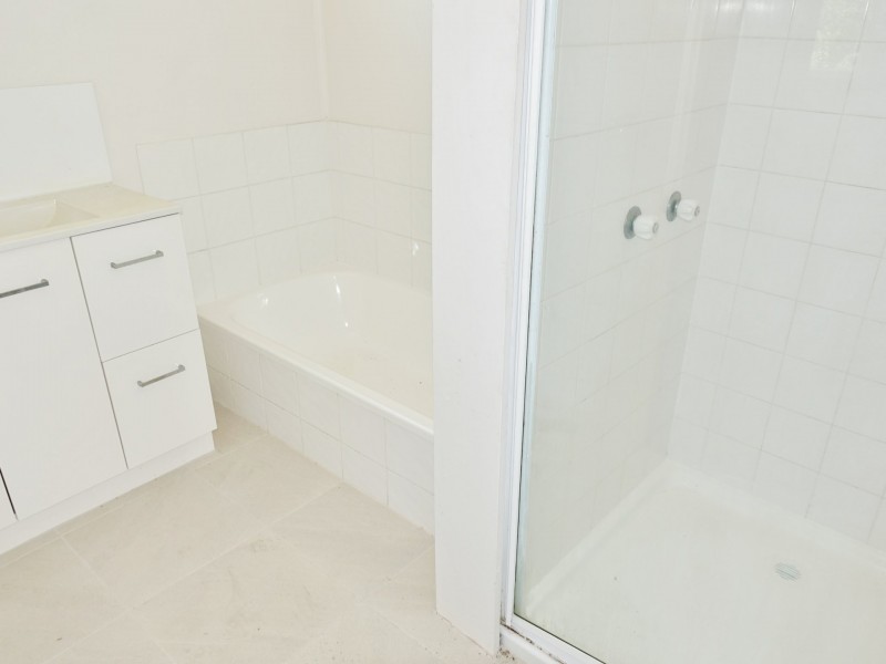 12 Hamilton Road, Wavell Heights QLD 4012