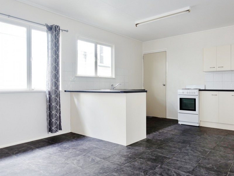 12 Hamilton Road, Wavell Heights QLD 4012