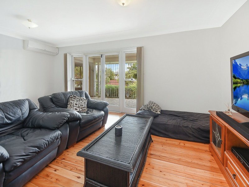 11 Strathdale Street, Aspley QLD 4034