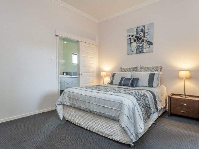 233 Ridley Road, Bridgeman Downs QLD 4035