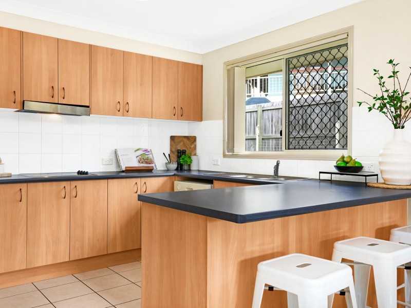 12 Hazelnut Close, Warner QLD 4500