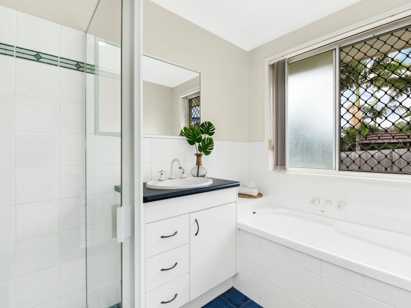 12 Hazelnut Close, Warner QLD 4500