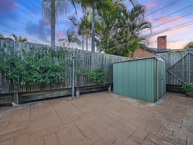 1 Oxford Crescent, Bridgeman Downs QLD 4035