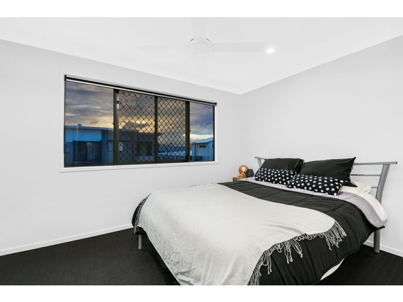 120 Carselgrove Avenue, Fitzgibbon QLD 4018