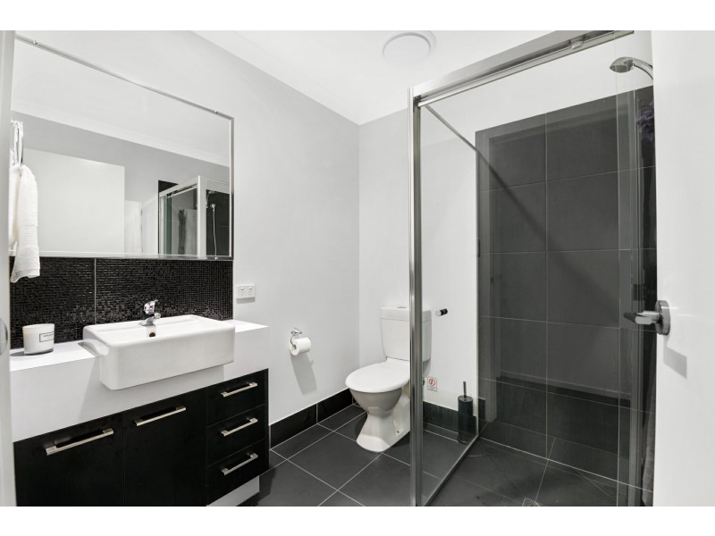 120 Carselgrove Avenue, Fitzgibbon QLD 4018