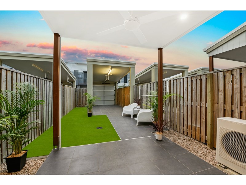 120 Carselgrove Avenue, Fitzgibbon QLD 4018