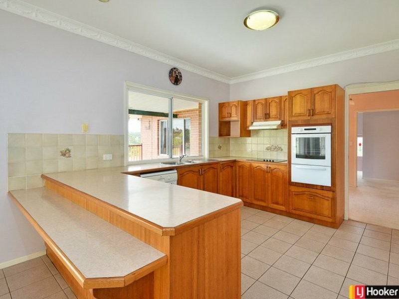 2 Manly Street, Albany Creek QLD 4035