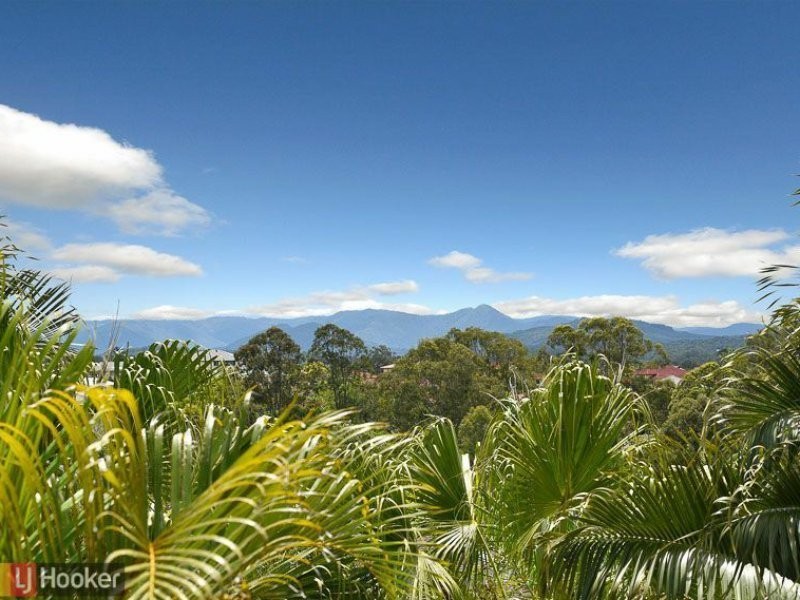 2 Manly Street, Albany Creek QLD 4035