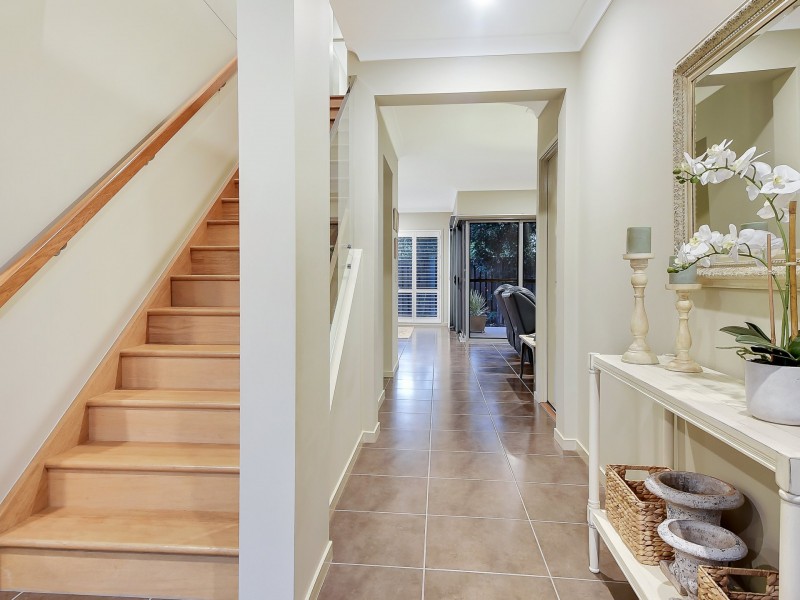 2 Outlook Crescent, Bridgeman Downs QLD 4035