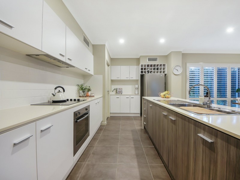 2 Outlook Crescent, Bridgeman Downs QLD 4035