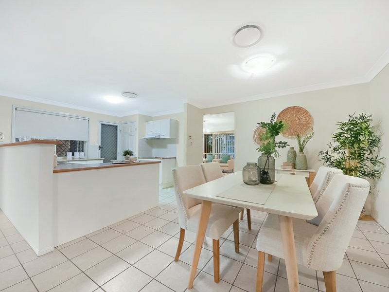 11 Handel Court, Eatons Hill QLD 4037