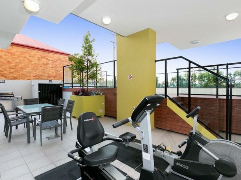 605/1 Kingsmill Street, Chermside QLD 4032