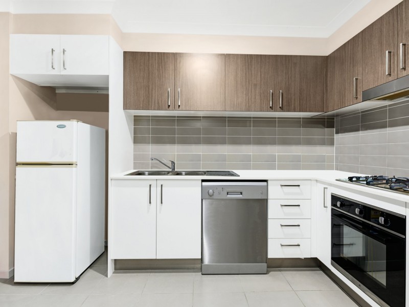 1 Macquarie Circuit, Fitzgibbon QLD 4018