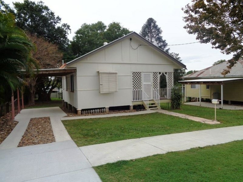 24 Slater Avenue, Lawnton QLD 4501