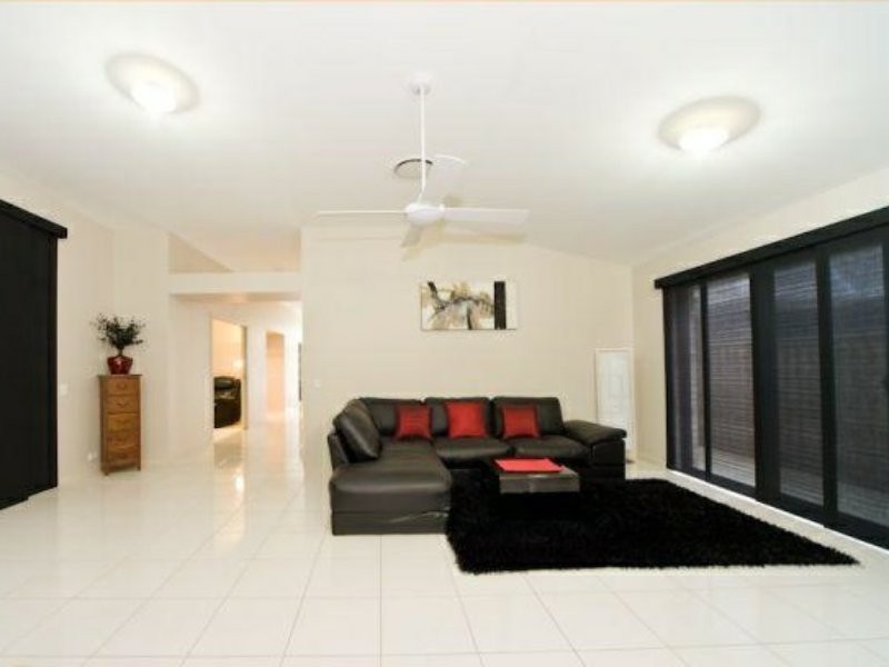 5 Conondale Street, Fitzgibbon QLD 4018