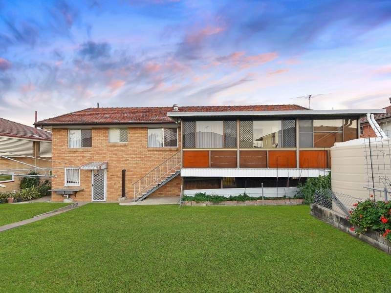 15 Pacific Street, Chermside West QLD 4032