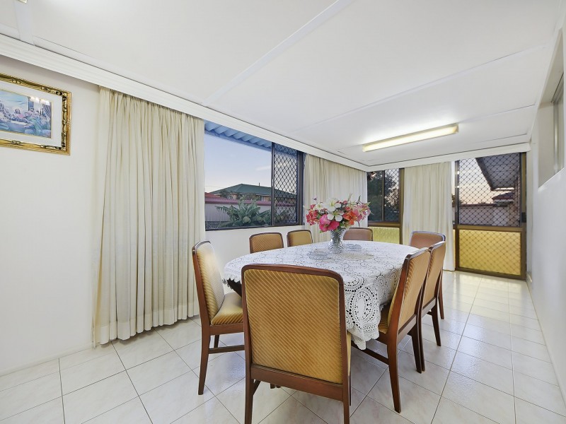 15 Pacific Street, Chermside West QLD 4032