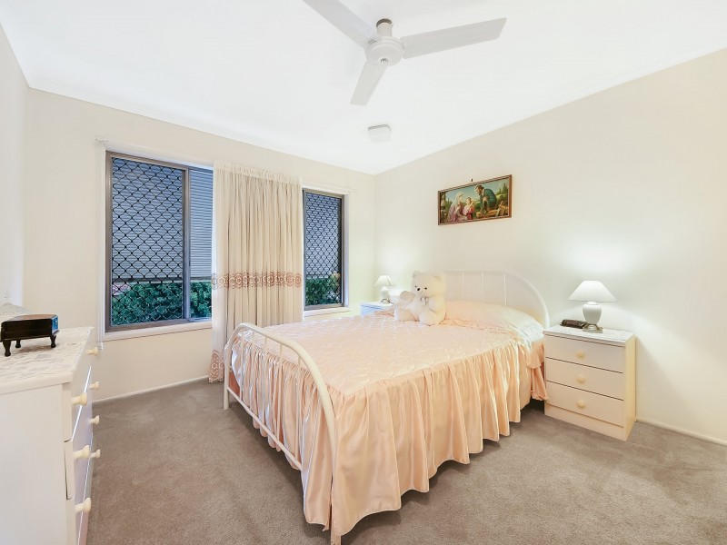15 Pacific Street, Chermside West QLD 4032