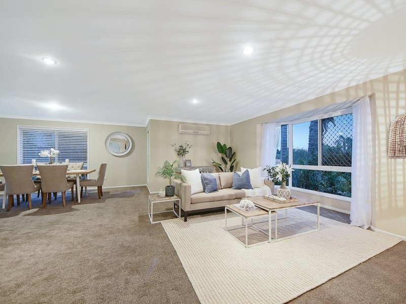 4 Brandy Court, Eatons Hill QLD 4037