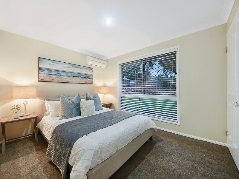 4 Brandy Court, Eatons Hill QLD 4037