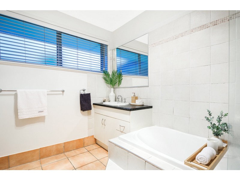 23 Milburn Street, Chermside West QLD 4032