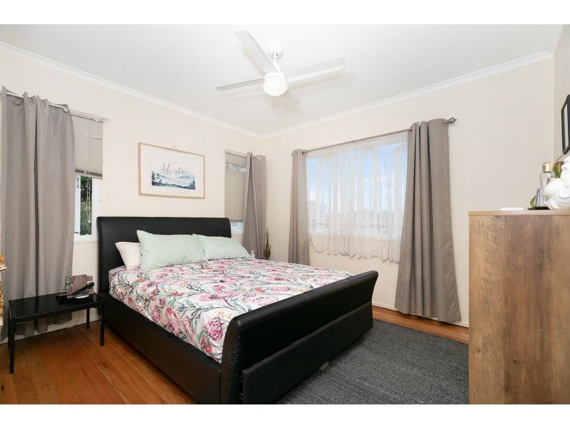 7 Basnett Street, Chermside West QLD 4032