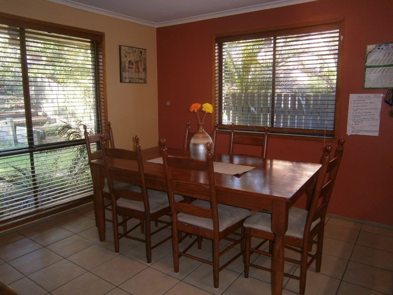 9 Costello Place, Stafford Heights QLD 4053