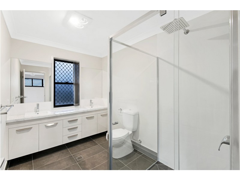 37 Brockman Drive, Upper Kedron QLD 4055