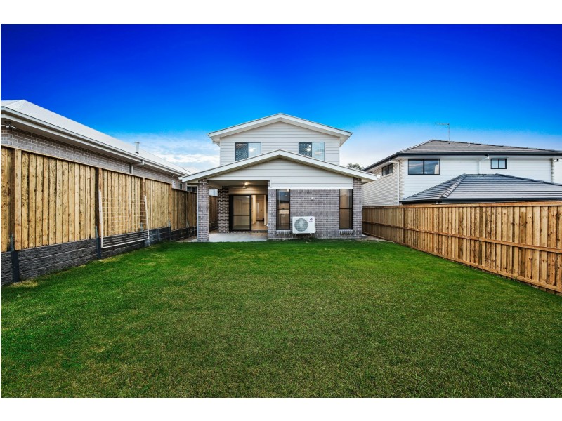 37 Brockman Drive, Upper Kedron QLD 4055