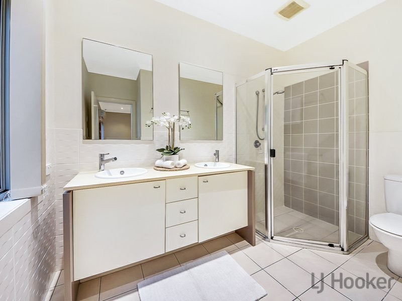 1 Pressland Street, Carseldine QLD 4034