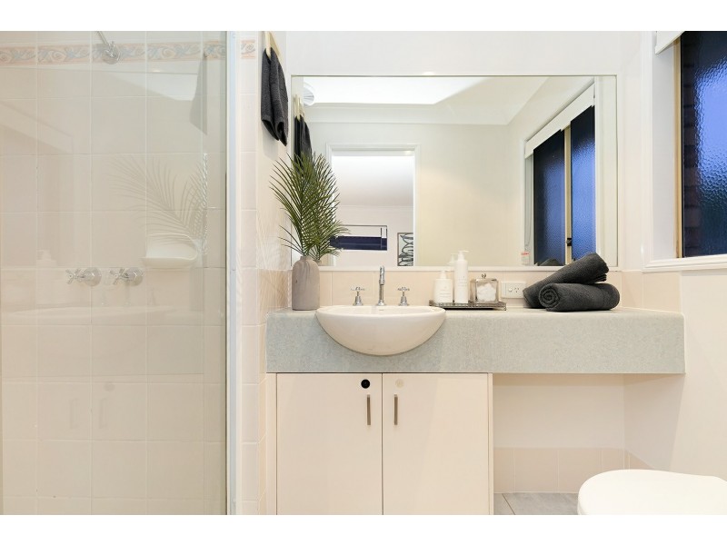 11 Alexandra Close, Aspley QLD 4034