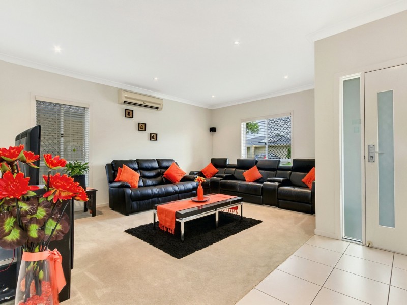 8 Pressland Street, Carseldine QLD 4034