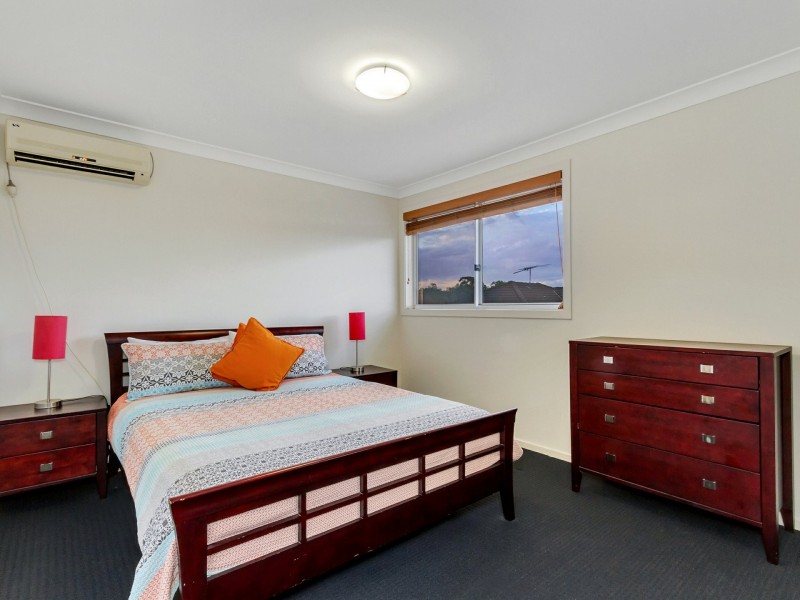 8 Pressland Street, Carseldine QLD 4034