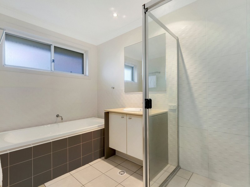 8 Pressland Street, Carseldine QLD 4034