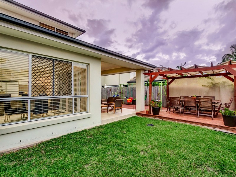 8 Pressland Street, Carseldine QLD 4034