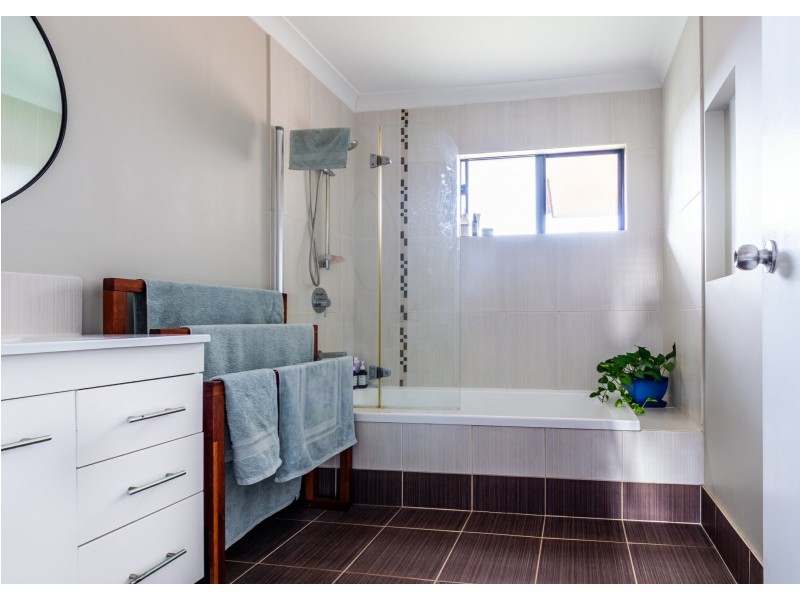 27 Pie Street, Aspley QLD 4034