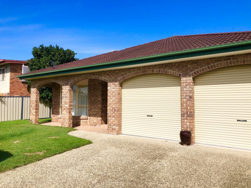 44 Kingfisher Drive, Bongaree QLD 4507