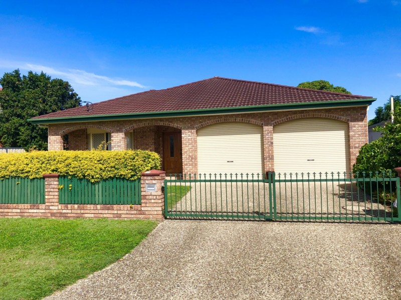 44 Kingfisher Drive, Bongaree QLD 4507