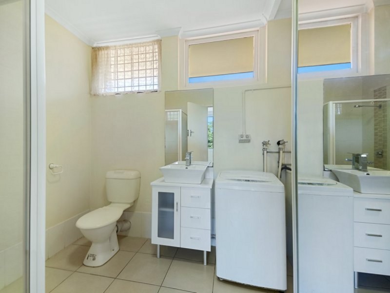 8/16 Blamey Street, Kelvin Grove QLD 4059