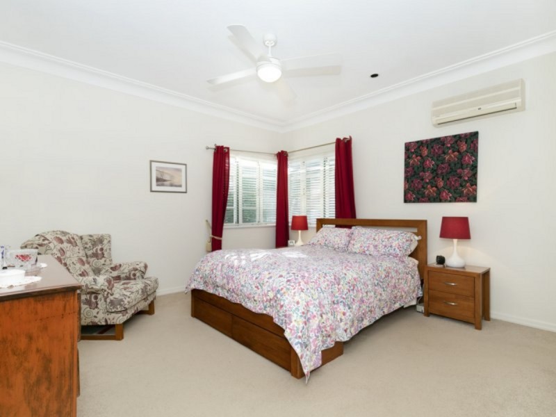 25 Beeby Street, Wavell Heights QLD 4012