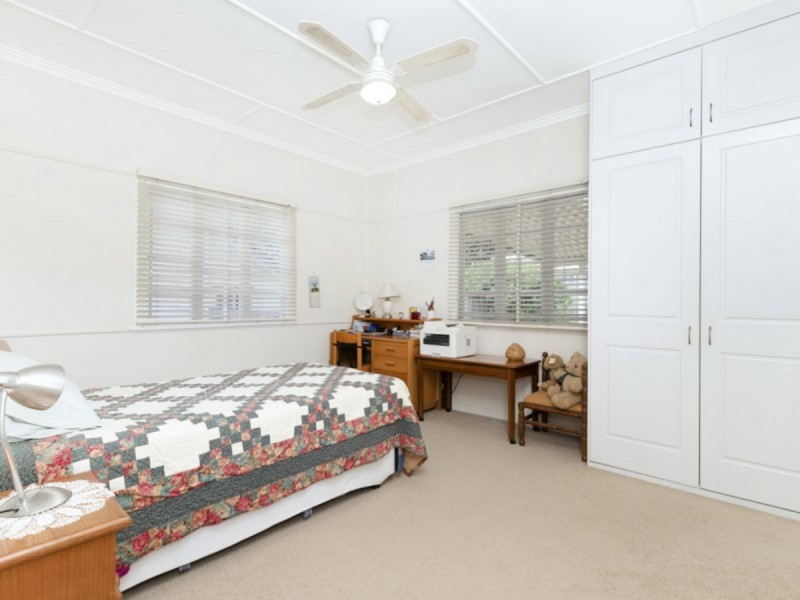 25 Beeby Street, Wavell Heights QLD 4012