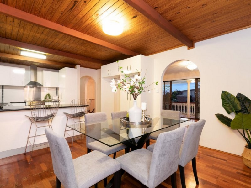 18 Claret Street, Carseldine QLD 4034