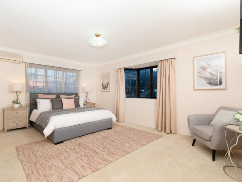 18 Claret Street, Carseldine QLD 4034